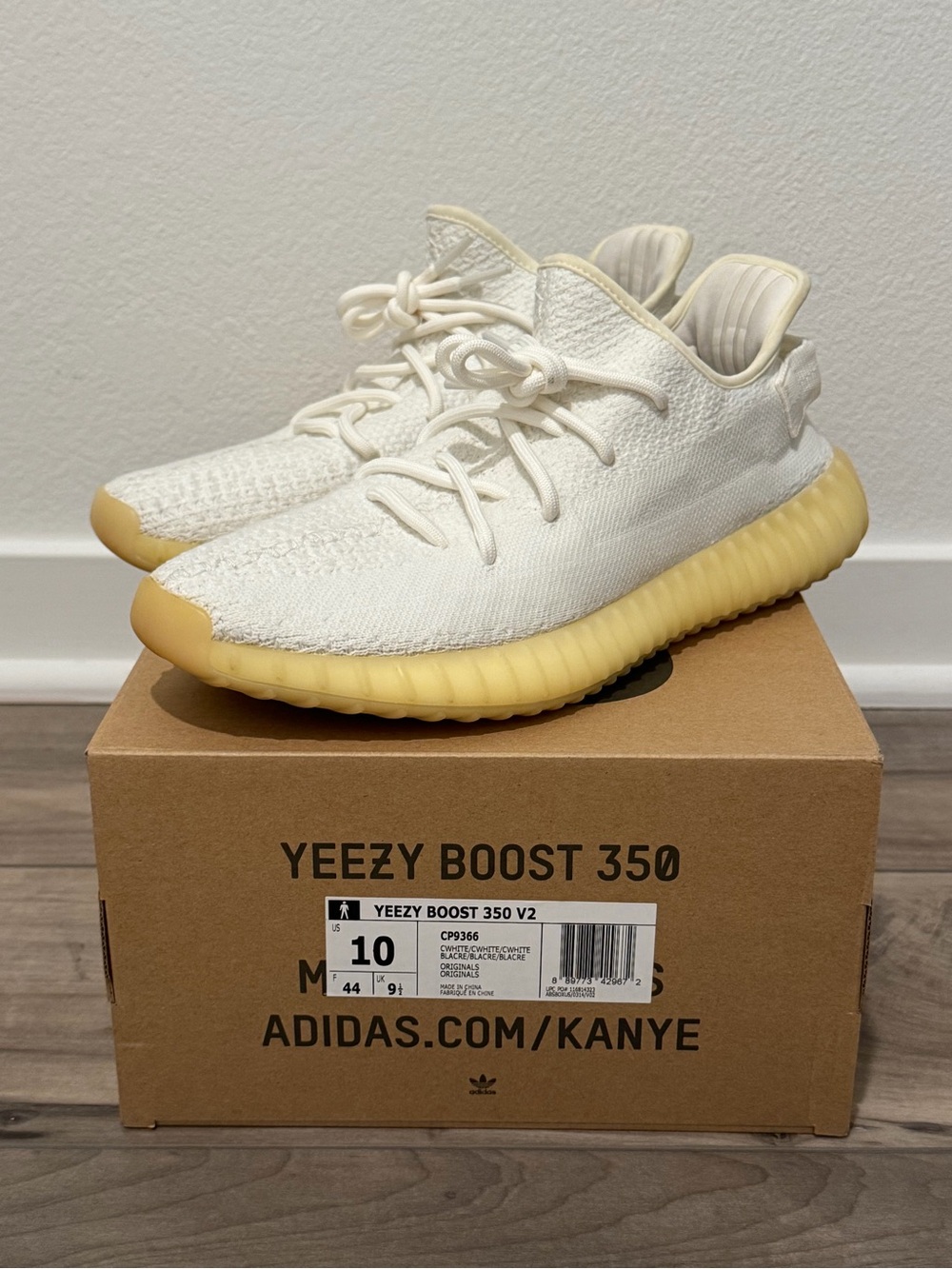 Adidas Yeezy Boost 350 V2 "Cream" Size 10